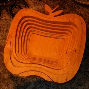 Wooden Apple collapsible bowl/stand